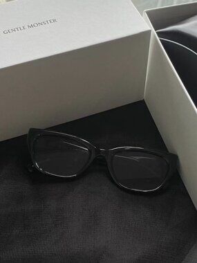 Maison Margiela x Gentle Monster MM109 Sunglasses - Black